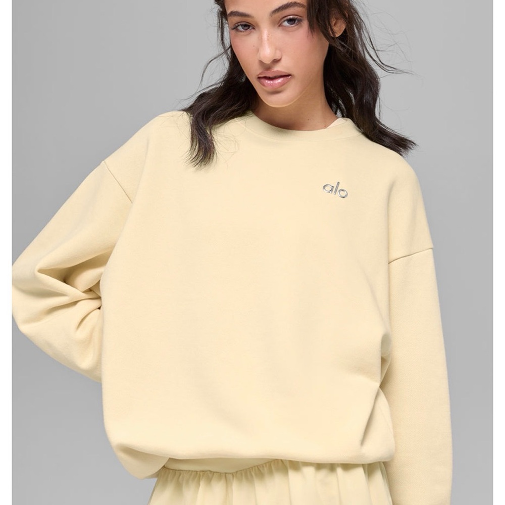 🆕 Candlelight Yellow Accolade Pullover 🆕